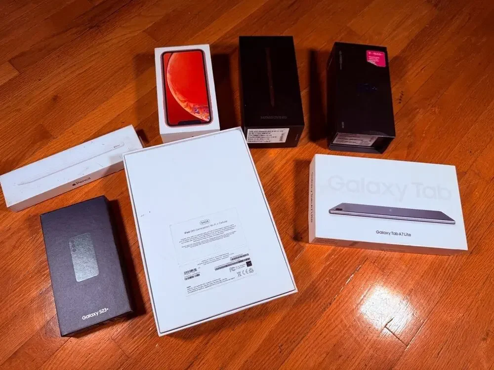 Empty Phone/Tablet Box Lot – Apple, Samsung Galaxy, iPad, AirPods/Pencil Packagi